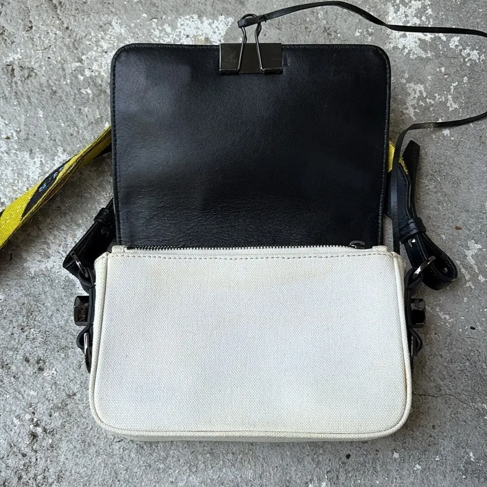 Off-White Virgil Abolh Sculpture canvas